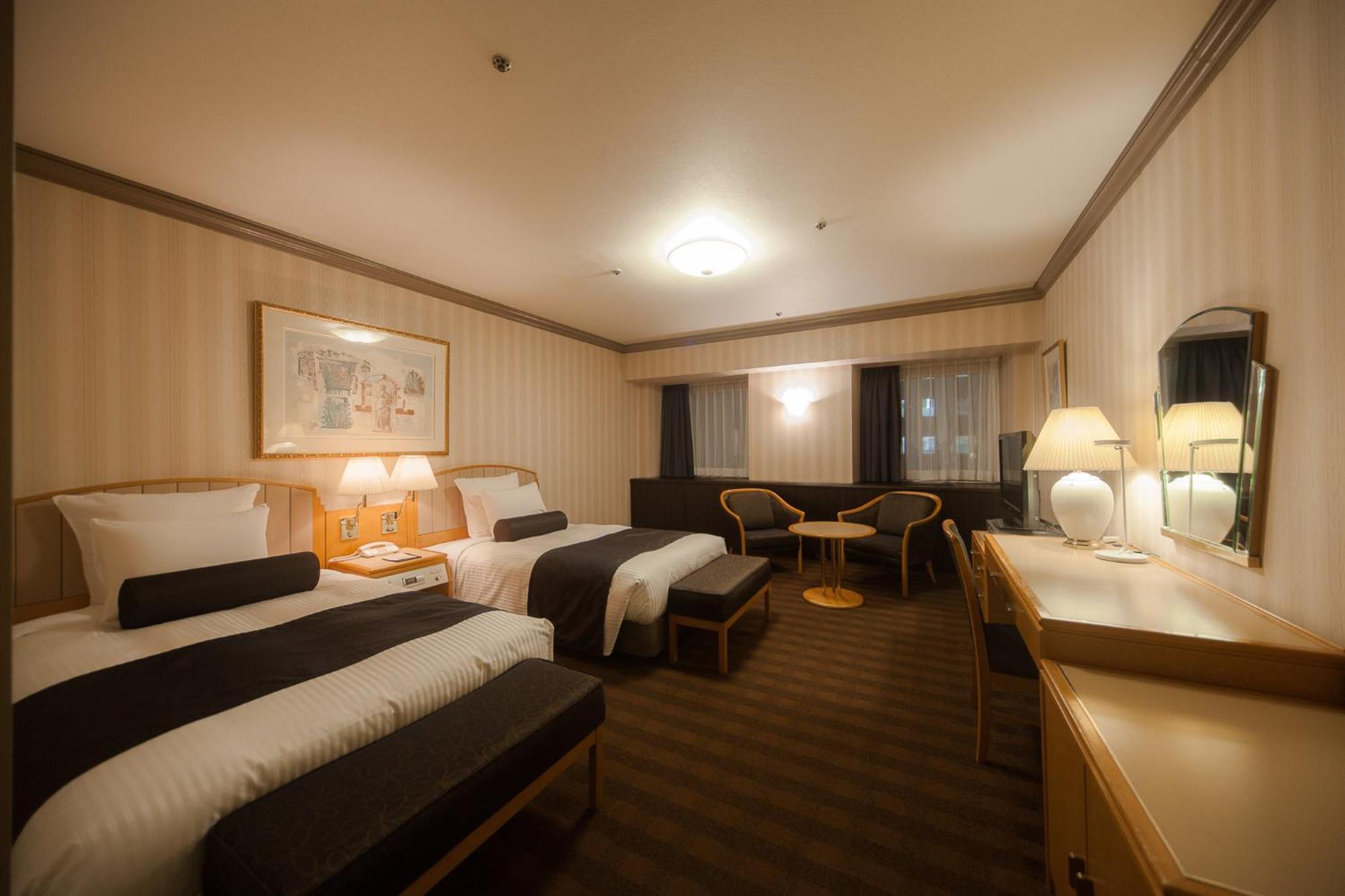 Hotel Ana Crowne Plaza Matsuyama By Ihg Esterno foto